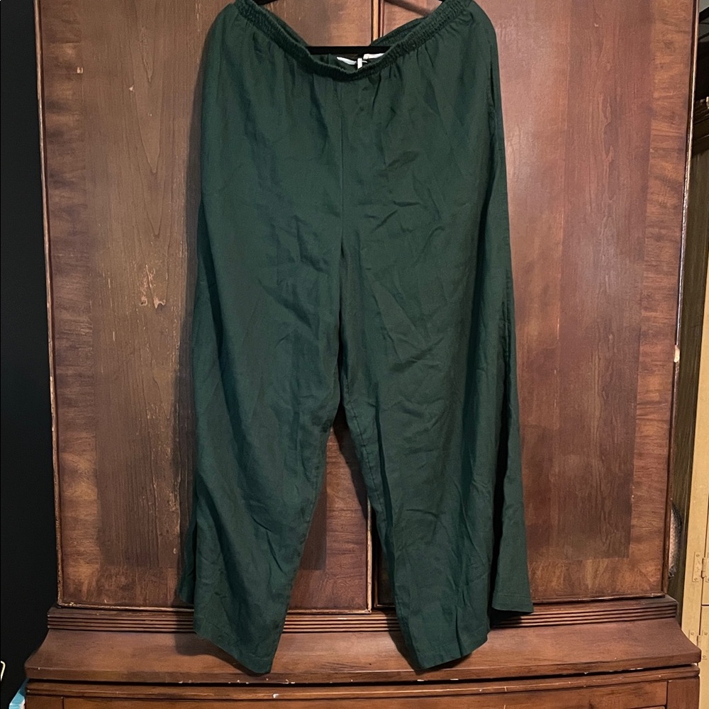 Anthropologie linen blend pants in deep green size M
